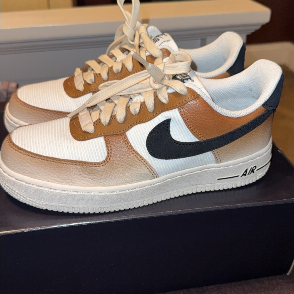 Nike Women’s Air Force 1 Ale Brown/ Black-Sail-Sanddrift